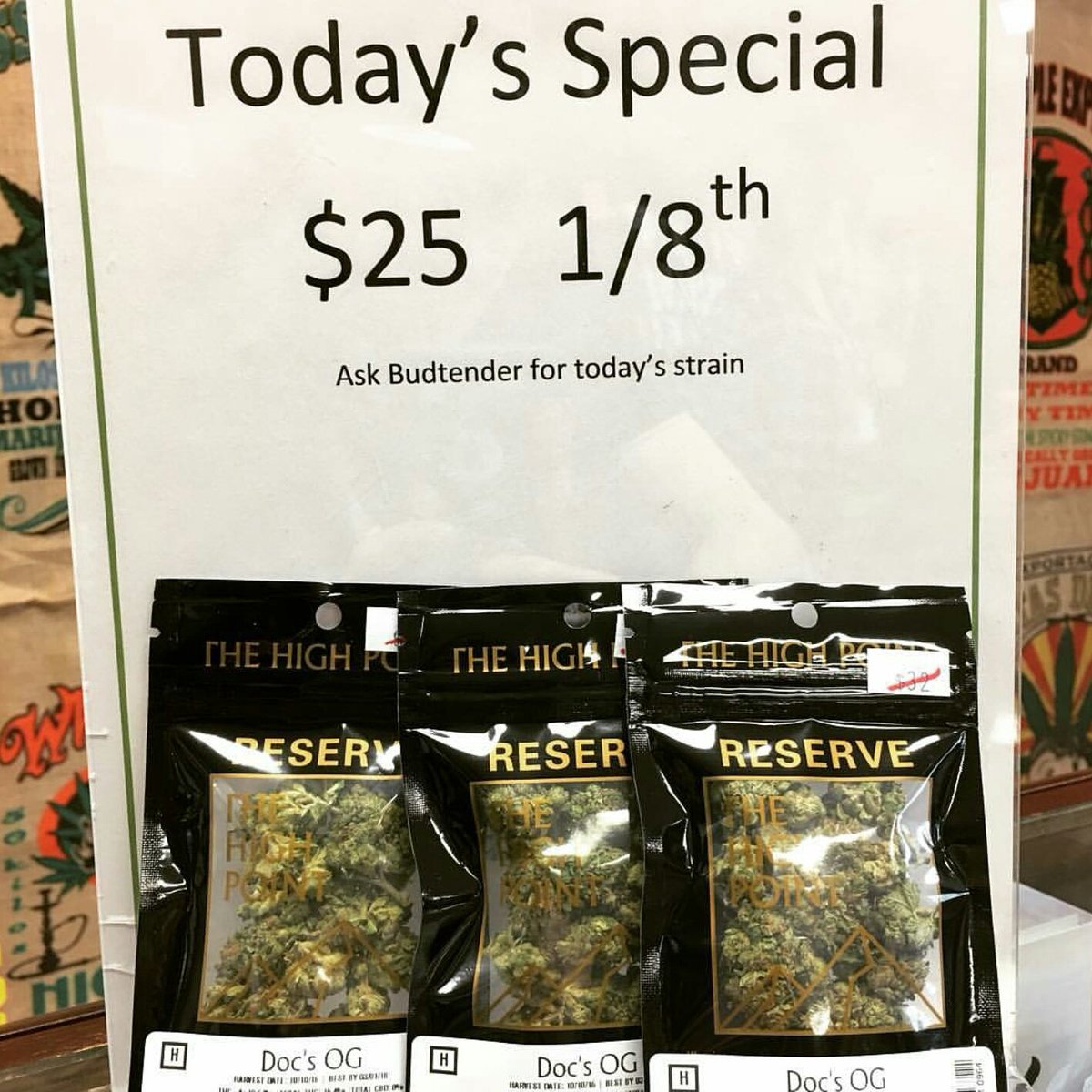 better_buds's tweet photo. Our daily 8th special is Doc's OG from the High Point. $25 #dailydeals #potstoredeals @THP420 https://t.co/qIgrzVBbXQ