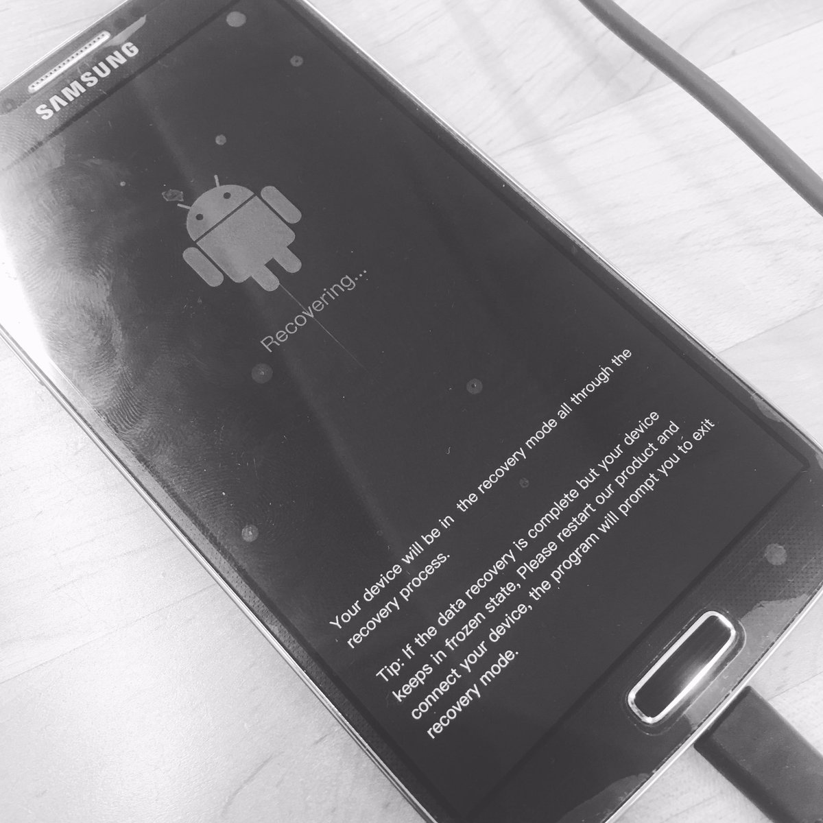 CrackdMobile's tweet image. Need important data recovered from your broken phone or tablet?  We can help! #DataRecovery #BrokenPhone #Samsung