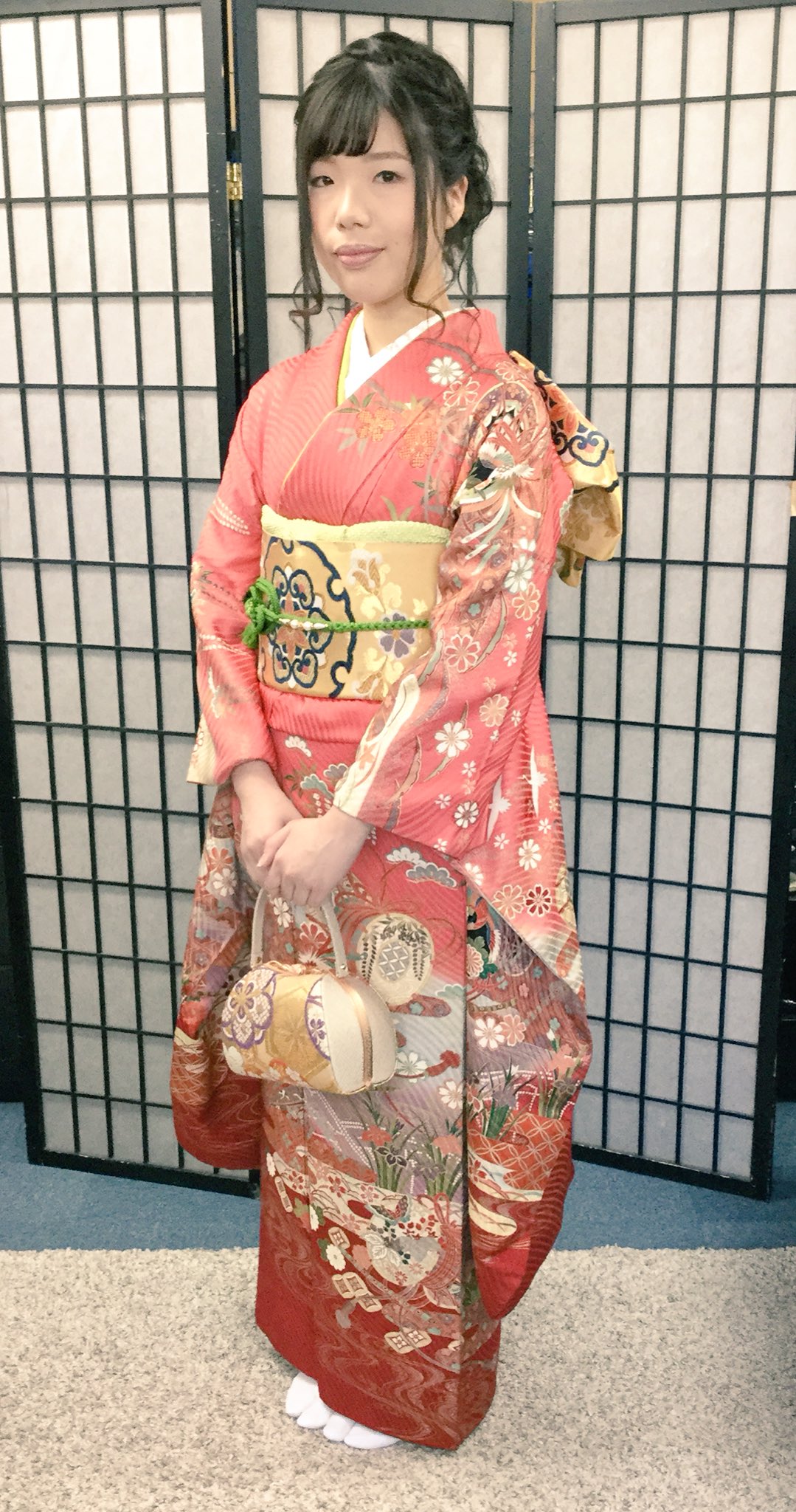 着物レンタルあき 公式アカウント Goodmorning 本日大安 横浜末っ子です 朝イチは振袖のお客様 サーモンピンク系の柔らかい印象に古典柄が華やかになります 気分も上がってご出発 着付けby末っ子 今日はこれから着付けが続きます また 着物レンタルあき 公式アカウント Goodmorning 本日大安 横浜末っ子です 朝イチは振袖のお客様 サーモンピンク系の柔らかい印象に古典柄が華やかになります 気分も上がってご出発 着付けby末っ子 今日はこれから着付けが続きます また