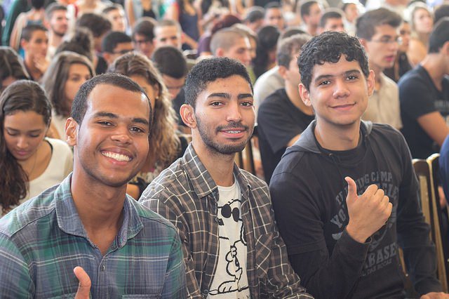 Programa ID Jovem amplia direitos de jovens de baixa renda bit.ly/2nvpusn