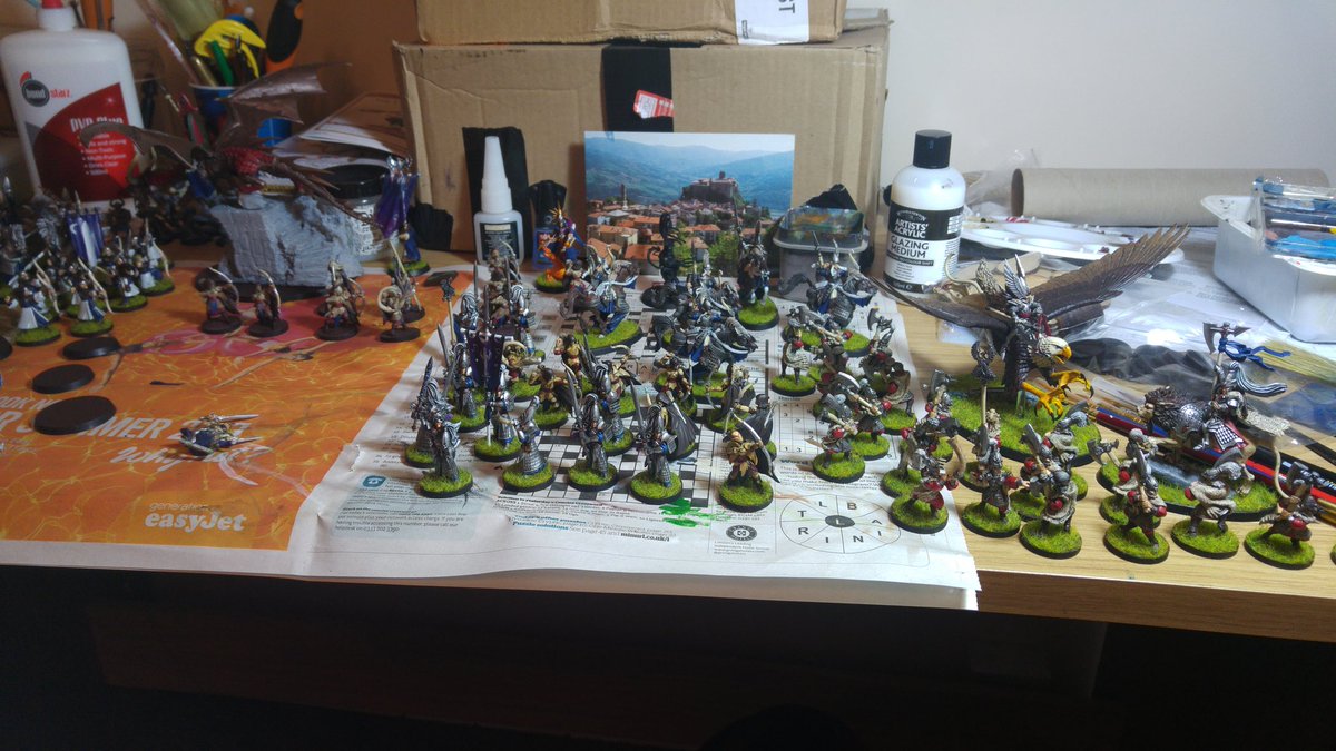 Superpotts's tweet photo. Elves are #OP right? #TomorrowBurns 🔥 boo urns. #ageofsigmar #warhammer #compedium #fuckoff https://t.co/GgJYaKBO6t