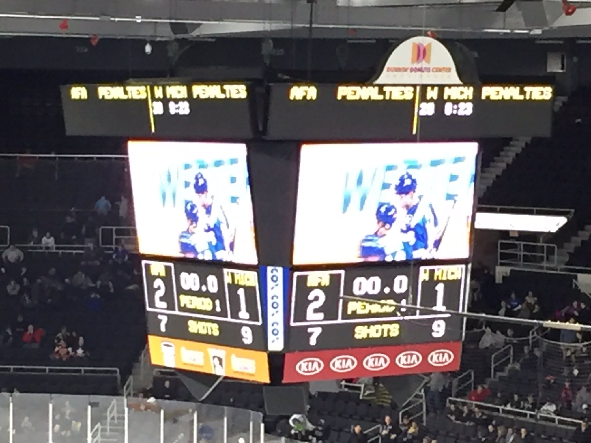 air-force-hockey-on-twitter-the-horn-sounds-on-the-first-period-air