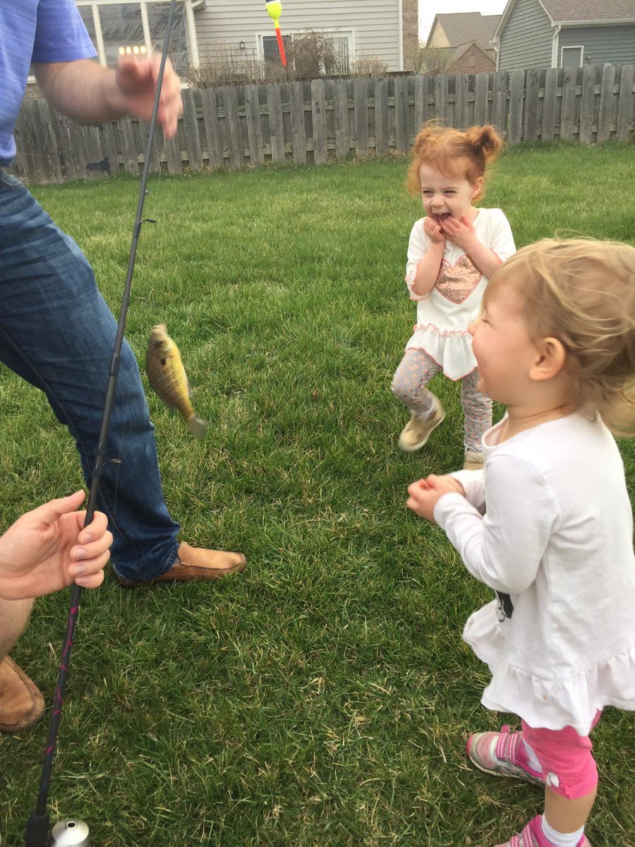 ryansongs's tweet photo. Lived that suburban dad life tonight with my buddy Ryan and our girls. #rententionponds #masteranglers ๐ฃ https://t.co/dHexxptWt0