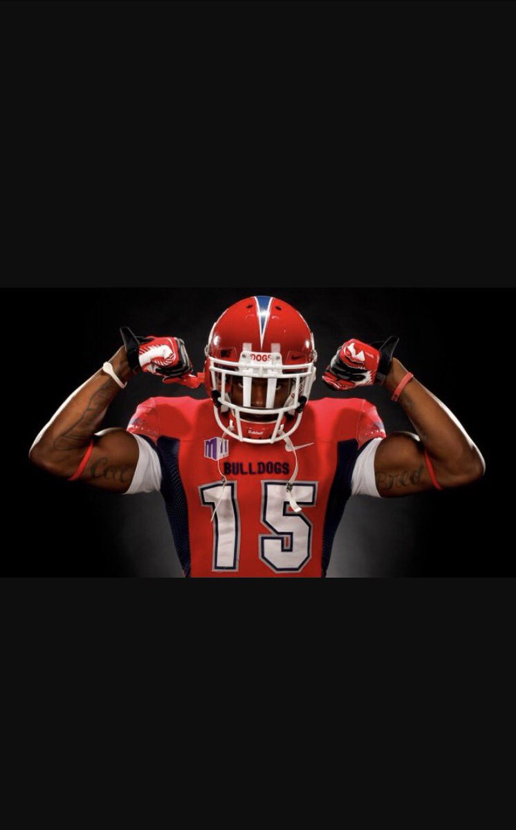 Quinn_B28's tweet photo. Beyond Blessed to announce that I have just received my 4th Offer from Fresno State ❗️🔴⚡️🔵 https://t.co/wc5Hv2doSq