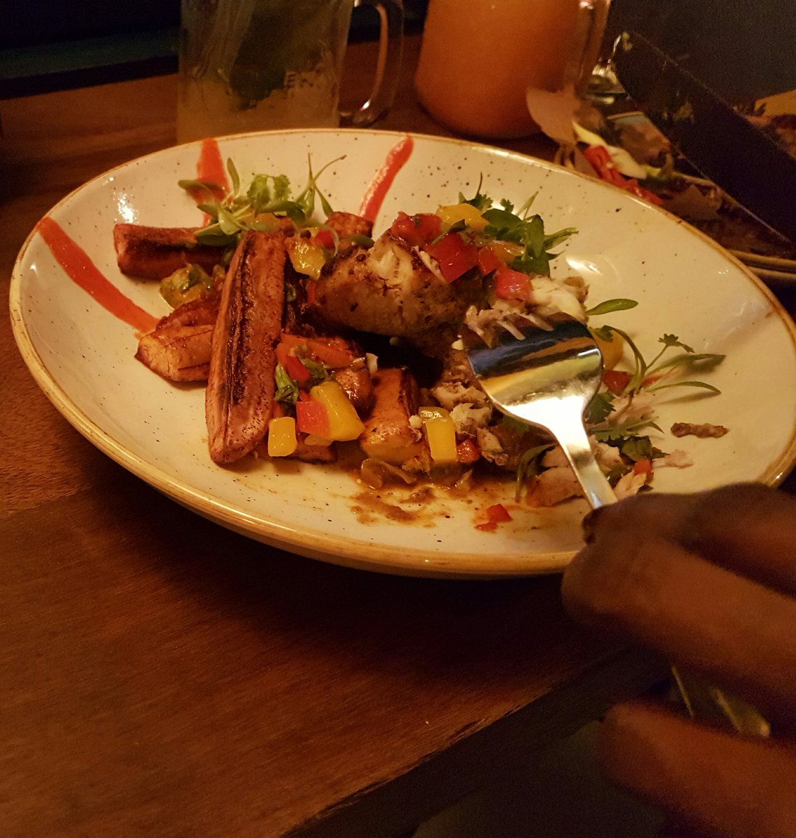 MSDLIGHTS's tweet image. ❤💚💛 the amazing food &amp;amp; cocktails @TheRumKitchen wonderful!!