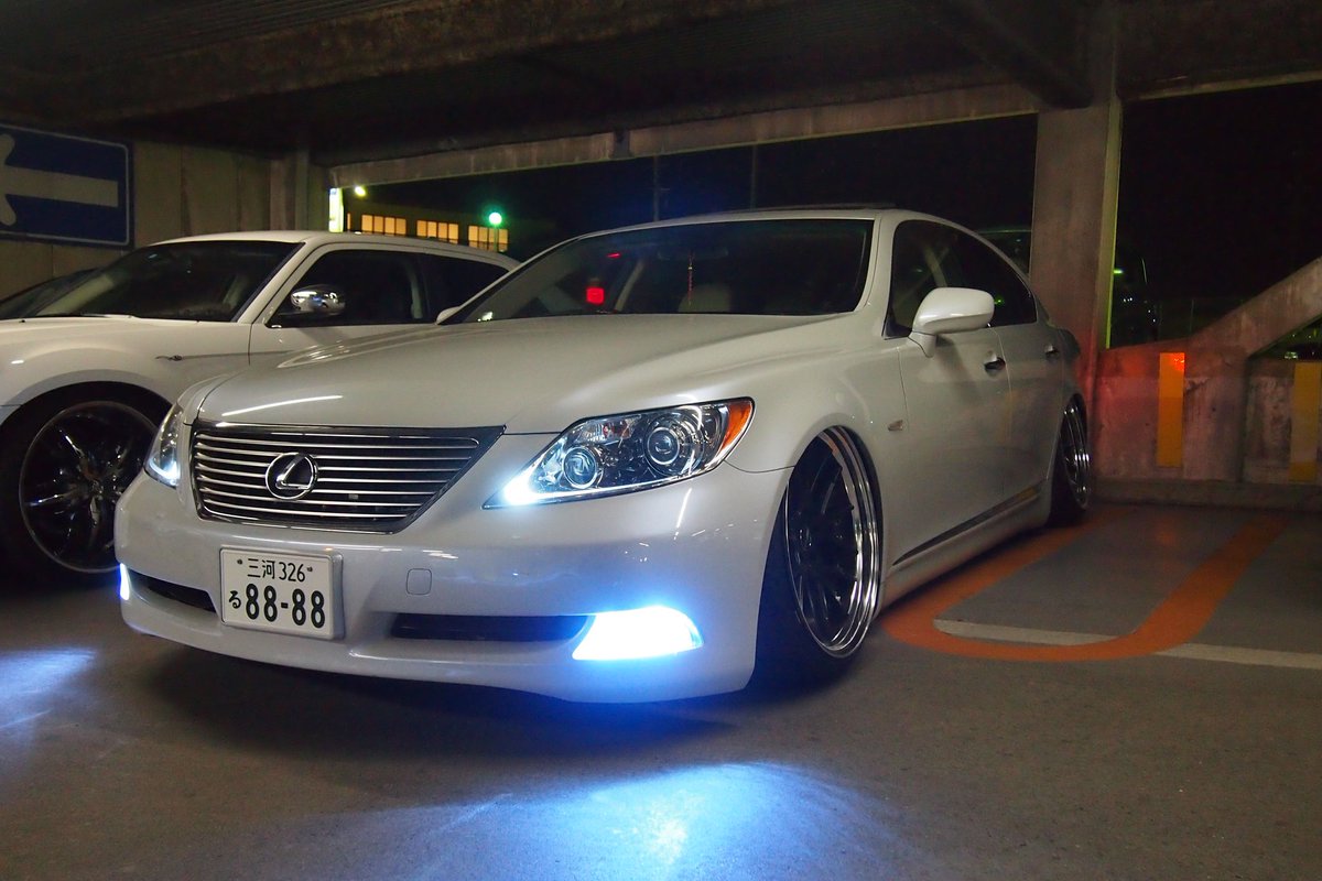 Ryusei On Twitter Ls460 The 純ベタ すごくお洒落に乗っている