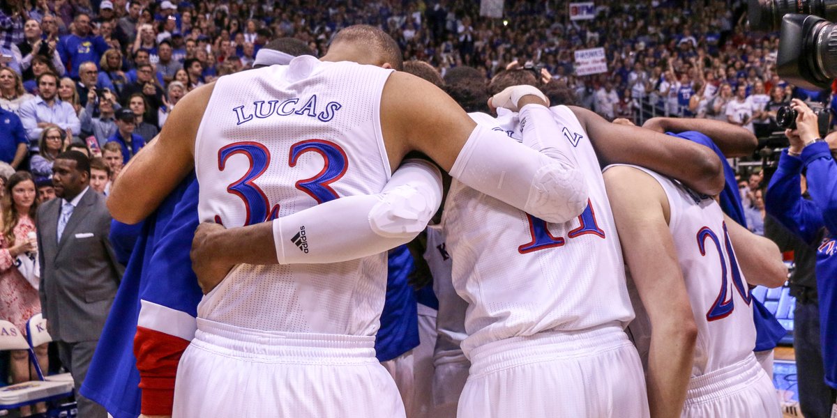 KUHoops's tweet photo. It's a brotherhood. #kubball https://t.co/4Vvyps6r0j