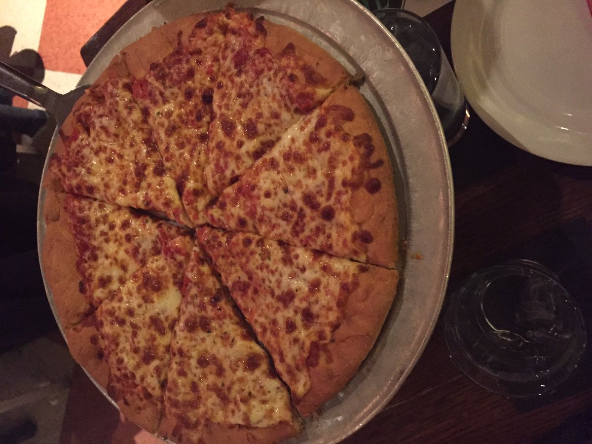 VegetarianMamma's tweet photo. Dinner tonight #glutenfree style at the #D.C. @pistl #gfspringbreak #glutenfreetravel #travelblogger https://t.co/FDgz0geSdZ