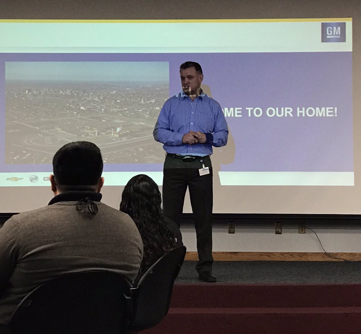 prsalsero1_mig's tweet photo. Thank you to GM and plant manager Julio Garcia for an awesome tour #2017RLDC6 #shpe313 #SHPERegion6 #PanthersintheD https://t.co/EmqT80MYgs