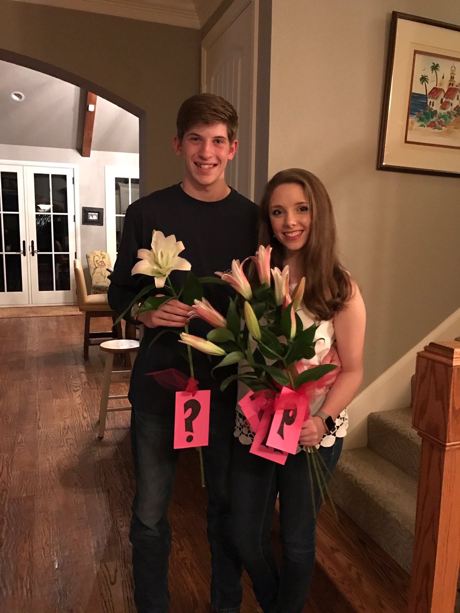 ljrymell's tweet photo. My Prom date💗 https://t.co/sryteHbBuL