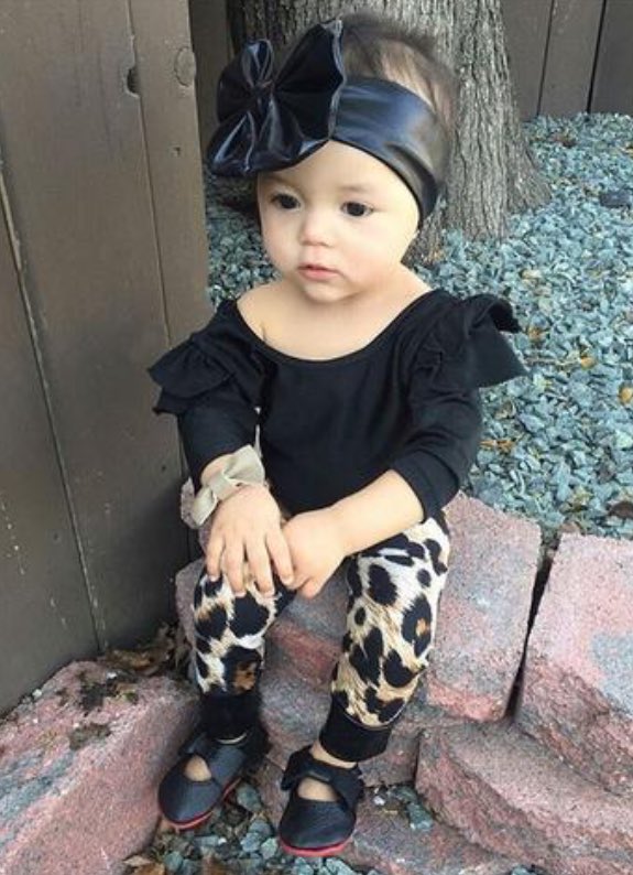 Adorable Girls Outfits available!! SAVE ON YOURS TODAY!! 💕 themammastore.com