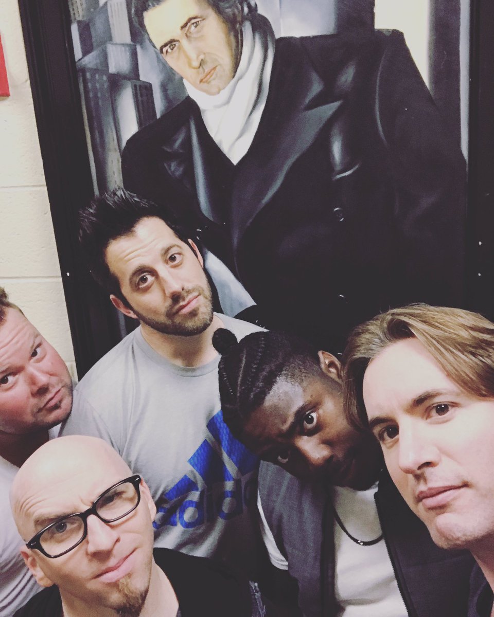theVoicePlay's tweet photo. Newnan!!! We'll miss you and your dressing room paintings;) Thanks for a great night! https://t.co/AkotmDHJiL
