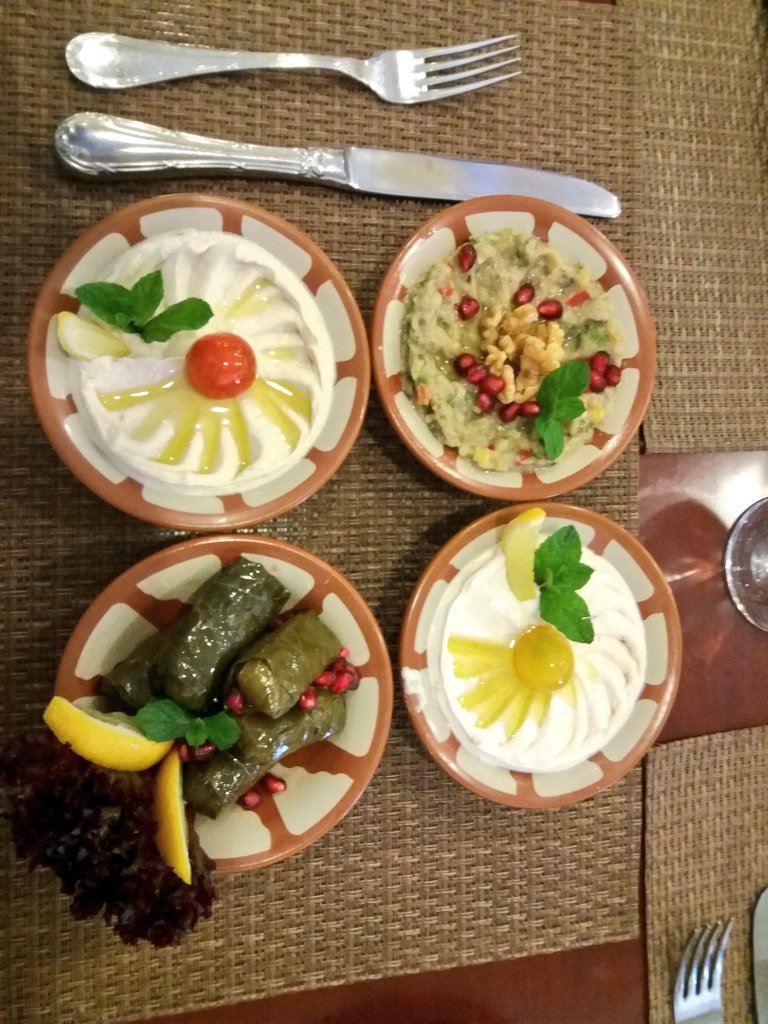 SofyTorri's tweet photo. Special salad from Qatar #doha #losailinternationalcircuit https://t.co/FC2vqQwtv1