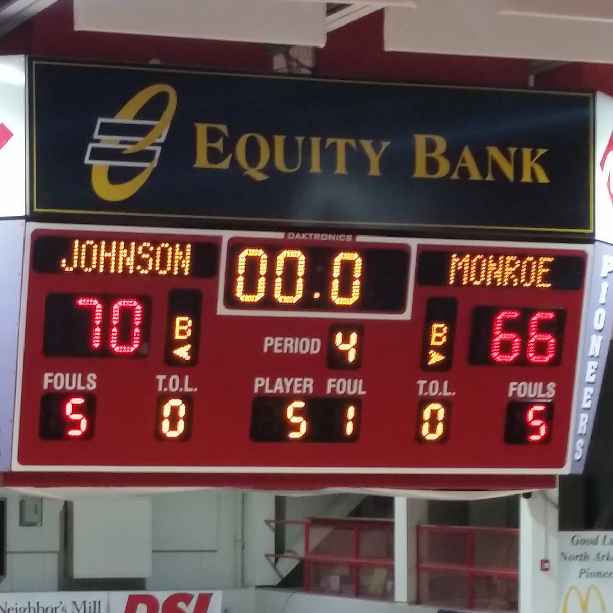 BreezeM3's tweet image. Simply put... 1 more game
#2Rings #Cavs 💍💍💛💙🏀