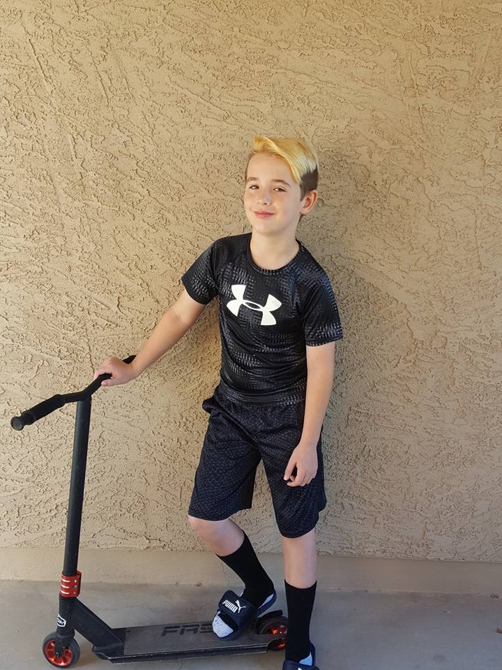MatthewHoldAZ's tweet photo. Watch out @tannerfox , I've got a new look and a video-cam for my birthday on Sunday!!! #scooter #smartmoralkids #foodallergy #malemodel https://t.co/Z0PXYtJKnS