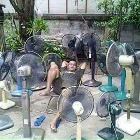 supsup010's tweet photo. Mainit ba at hindi ka makapag-siesta? 👉 Some tips to beat the summer heat! 😁 #Summer #OnliEnDaPilipins #IbaAngPinoy https://t.co/jUd0ME7Hoy