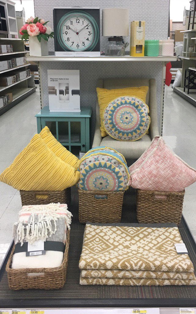 Springtime furniture focal <a href="/1405/">1405</a>. #targetstyle #vmtl <a href="/KRoseTGT/">kevin rose</a> <a href="/triforceattack/">steve beck</a>