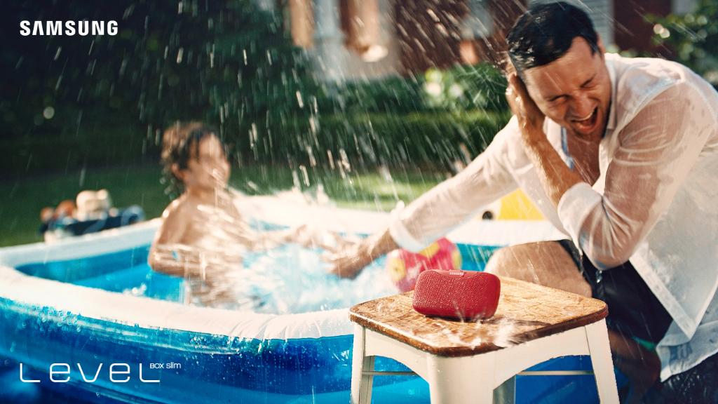 SamsungRomania's tweet image. Gata cu grijile! #LevelBox este acum rezistent la apă.