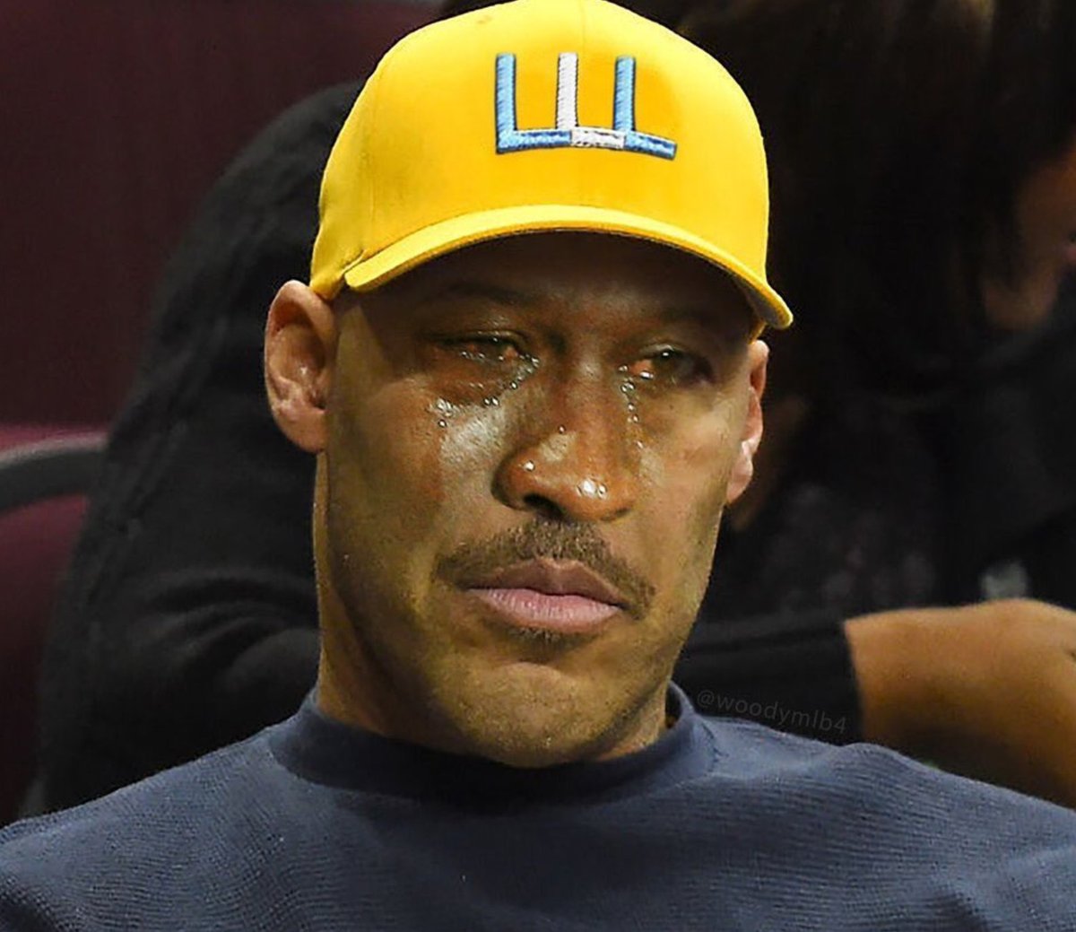 ComplexBets's tweet photo. Obviously, the internet was prepared for this. https://t.co/euGhlcyKfk