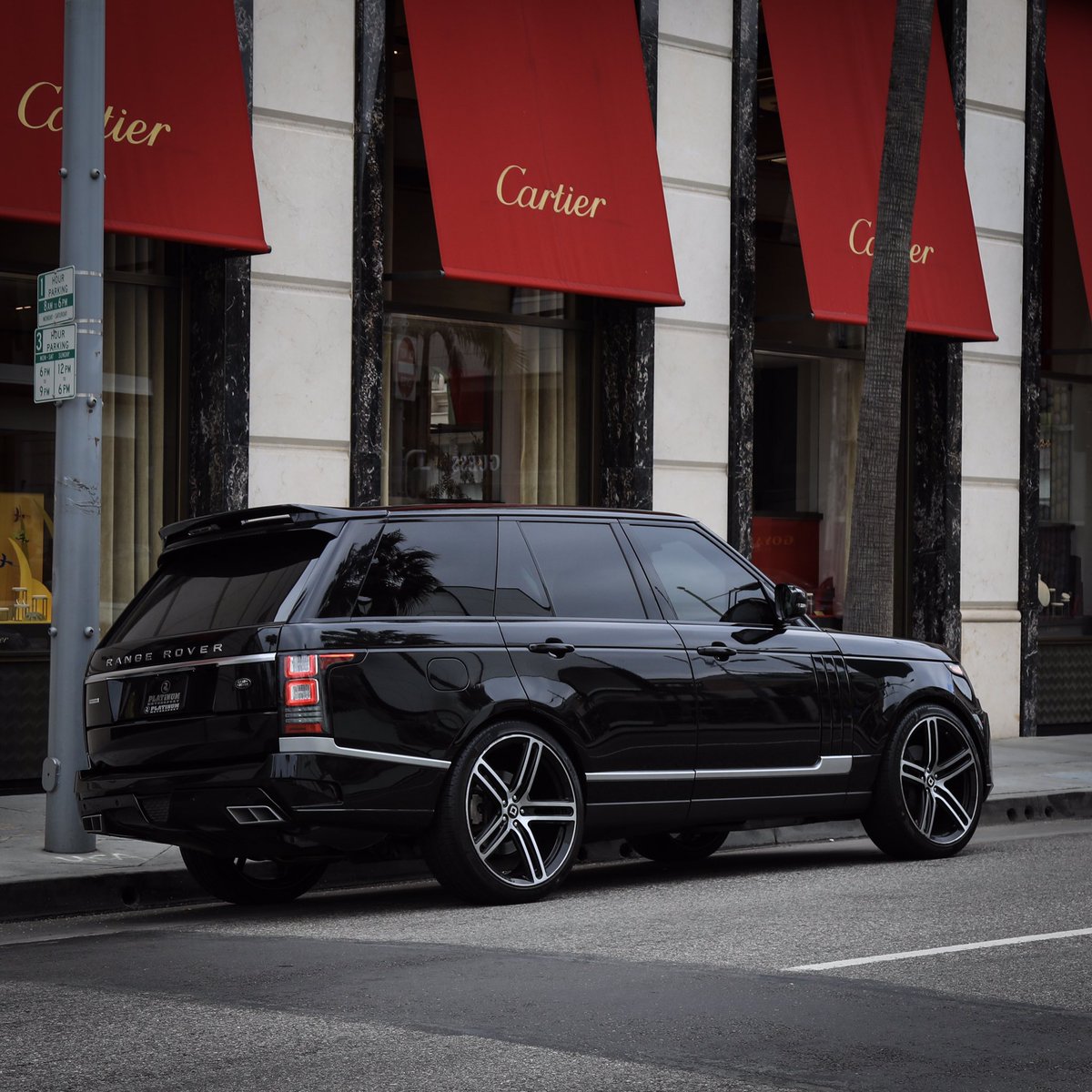 PLATINUM_GROUP's tweet photo. Ending our week w/ a new addition to our rental fleet! Welcome our New #PMLEdition Startech Range Rover Supercharged https://t.co/jbAEgSYDBq https://t.co/VeuHnLZIS8