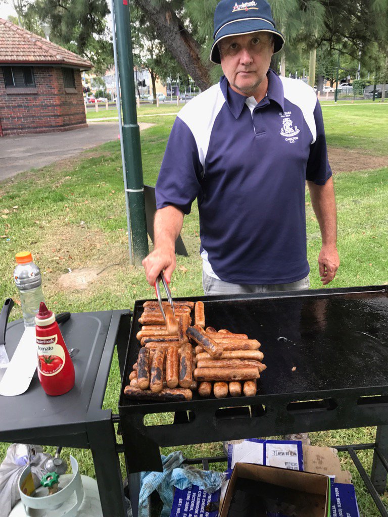 vicpremcricket's tweet image. Snags ready at @CarltonCCScores $2 looking great