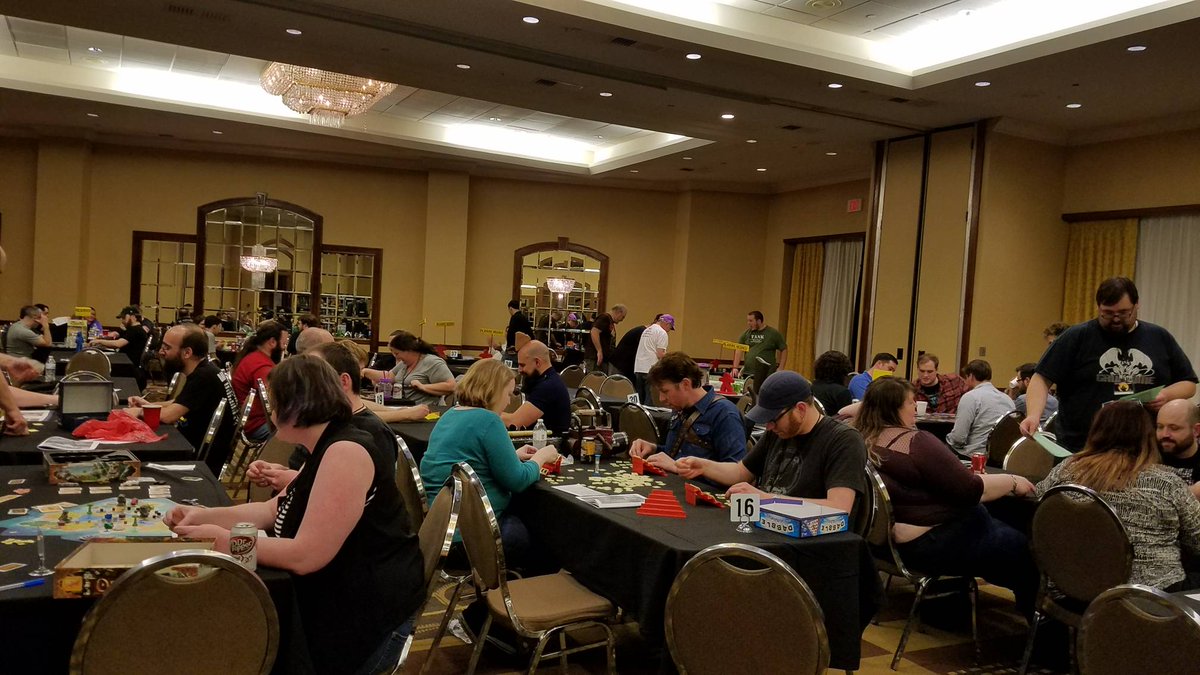 critter42's tweet photo. Gaming going strong at Midnight at MidSouthCon #msc35 #msc35gaming #midsouthcon https://t.co/b0qW1IGbFv