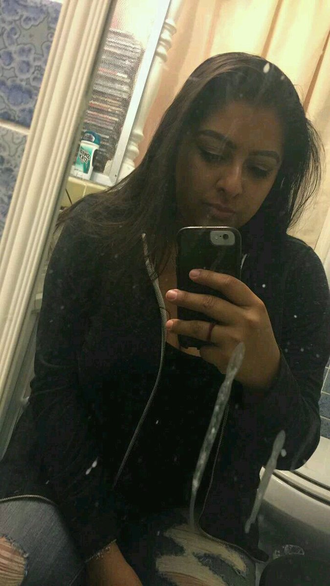 Prettygurl_____'s tweet photo. Just because my boyfriend 💑👫💏 told me I looked beautiful in this picture and excuse the messy mirror 😬 https://t.co/hQYyMIWm5D