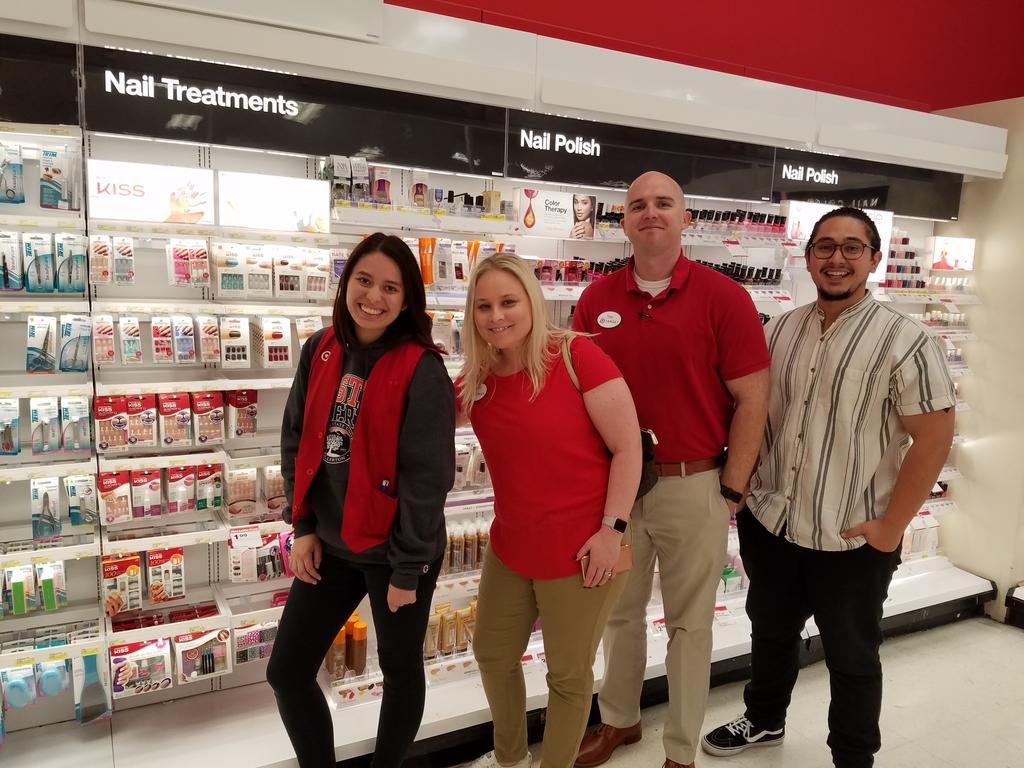 ETL-AP Riley and team handling business in Cosmetics! Great impression of control, solid instocks, and partnerships! #Under100Club