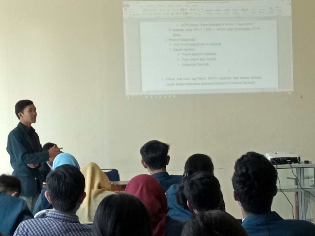 K&PSDM BEM UNDIP tweet media