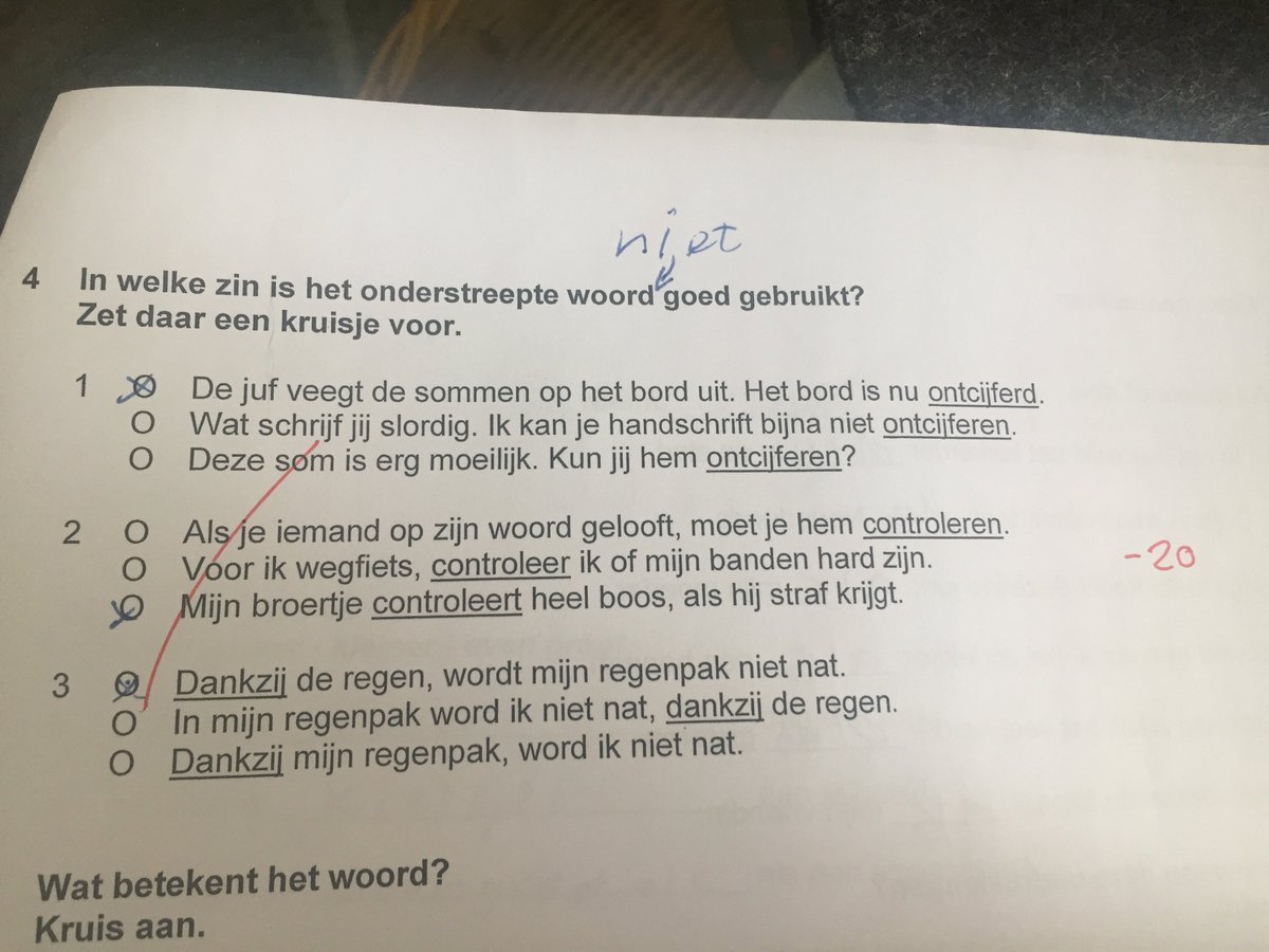 NobodyEls's tweet photo. School zet hier dus een dikke streep door 😳 Ik zeg: Bonuspunten voor Jim voor het aanpassen vd vraag :-) #omdenken https://t.co/E4Y0dGhizq