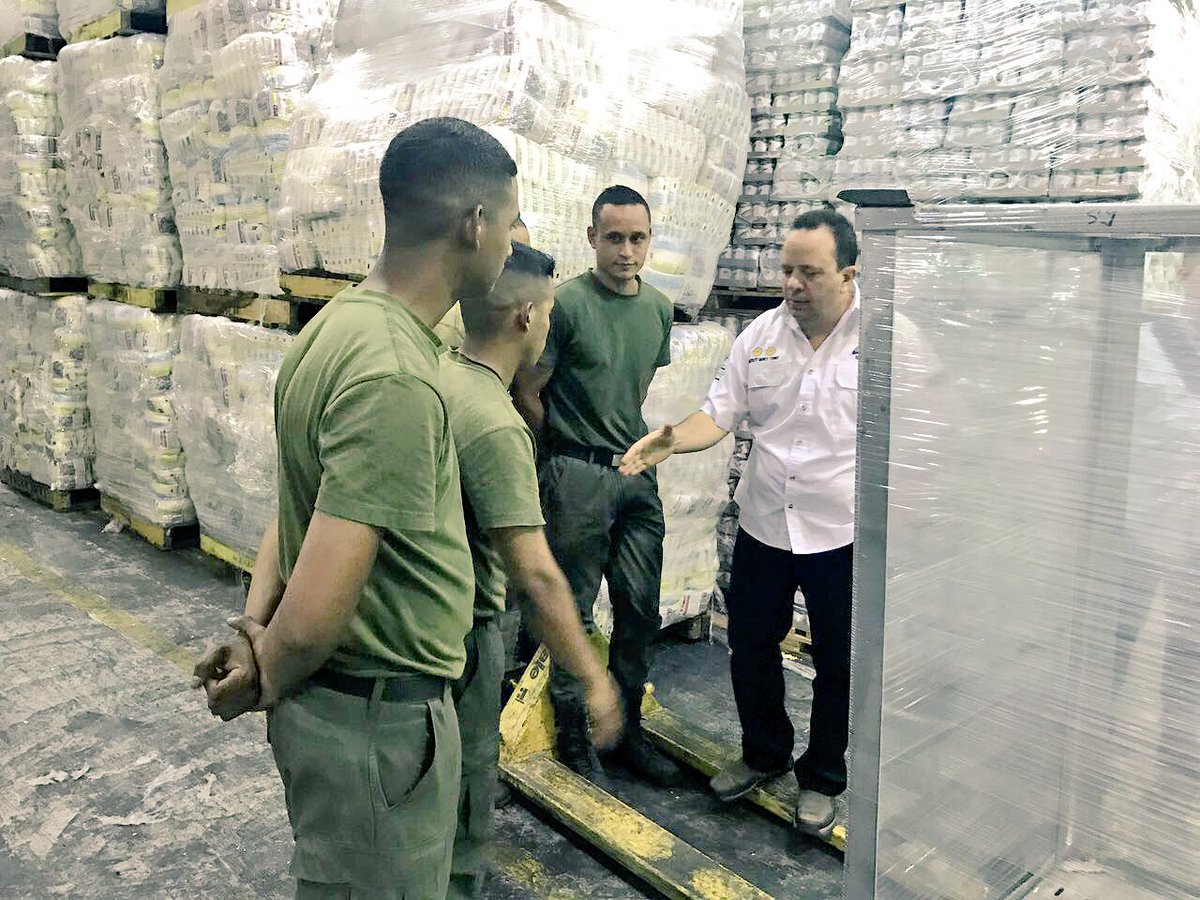 RMarcoTorres's tweet image. Jóvenes soldados de la Patria se suman a la #GMAS de manera permanente, pueblo y #FANB en unidad perfecta #TodoElPoderParaLosCLAP