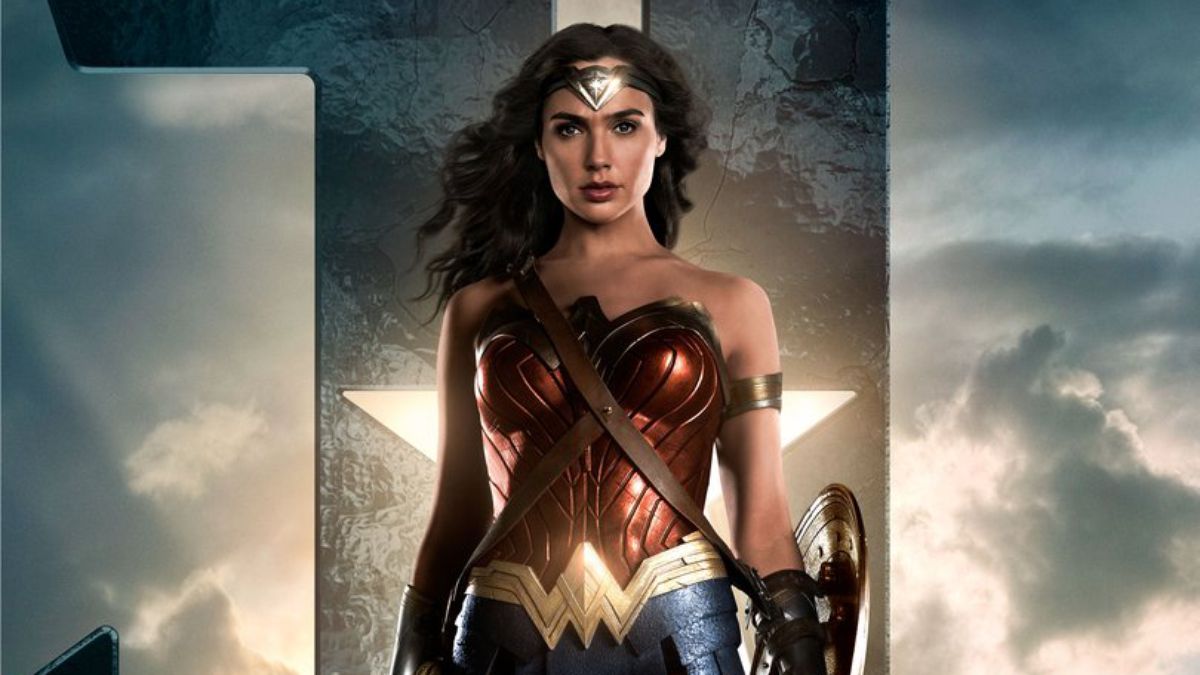 TheAVClub's tweet photo. Wonder Woman takes an awkward stance in new Justice League character poster https://t.co/BL7nyfgo2J https://t.co/faTR0Dykkc