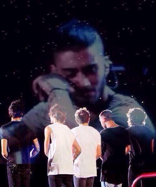 Neformatik_S's tweet photo. Никто не знает сколько я проплакала в тот день
#2YearsWithoutZayn https://t.co/KqEsHV1Nt2