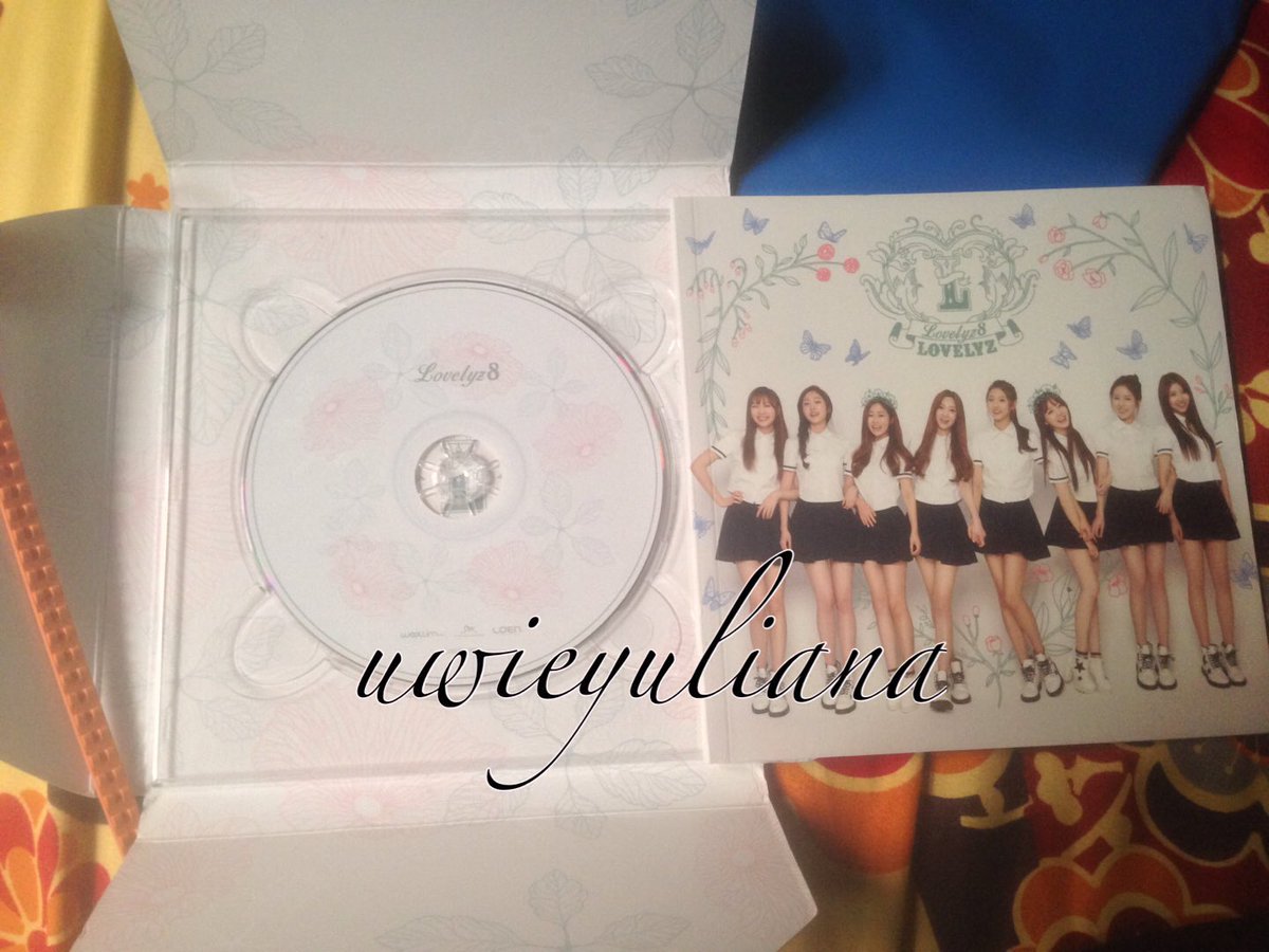 <a href="/LVLZIndonesia/">Lovelyz Indonesia</a> hi anti RT barangkali ada yg mau koleksi album lovelyz+autographed bisa mention aku ya