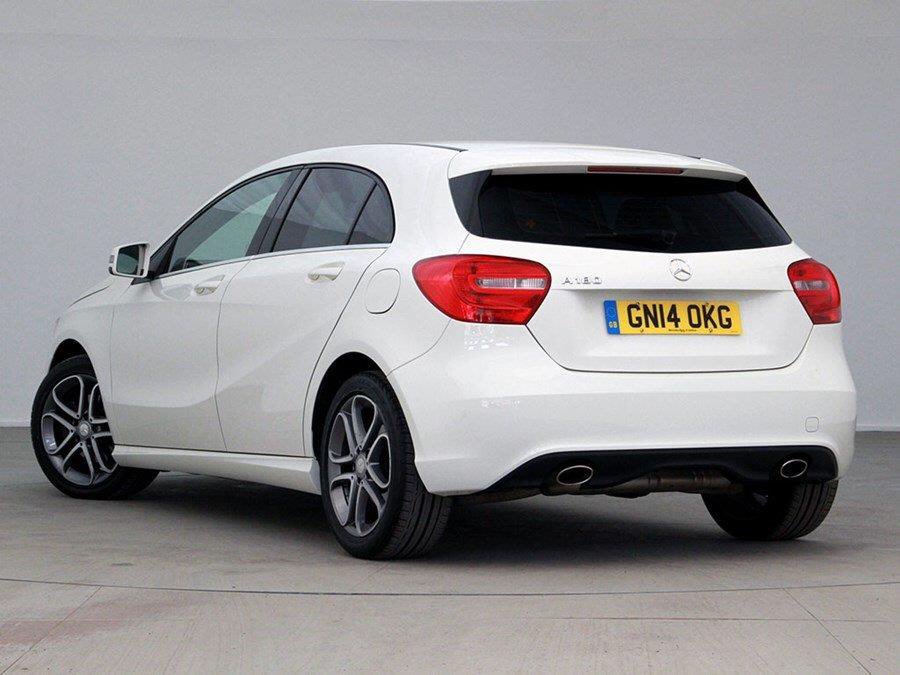 VIPmercUsed's tweet image. 💫A180 Sport Manual💫

20k

Bluetooth, 17" Alloys

£0 deposit
£275pm
48m 10kpa

Or

£600 deposit
£299pm
36m 10kpa T&amp;amp;Cs Apply