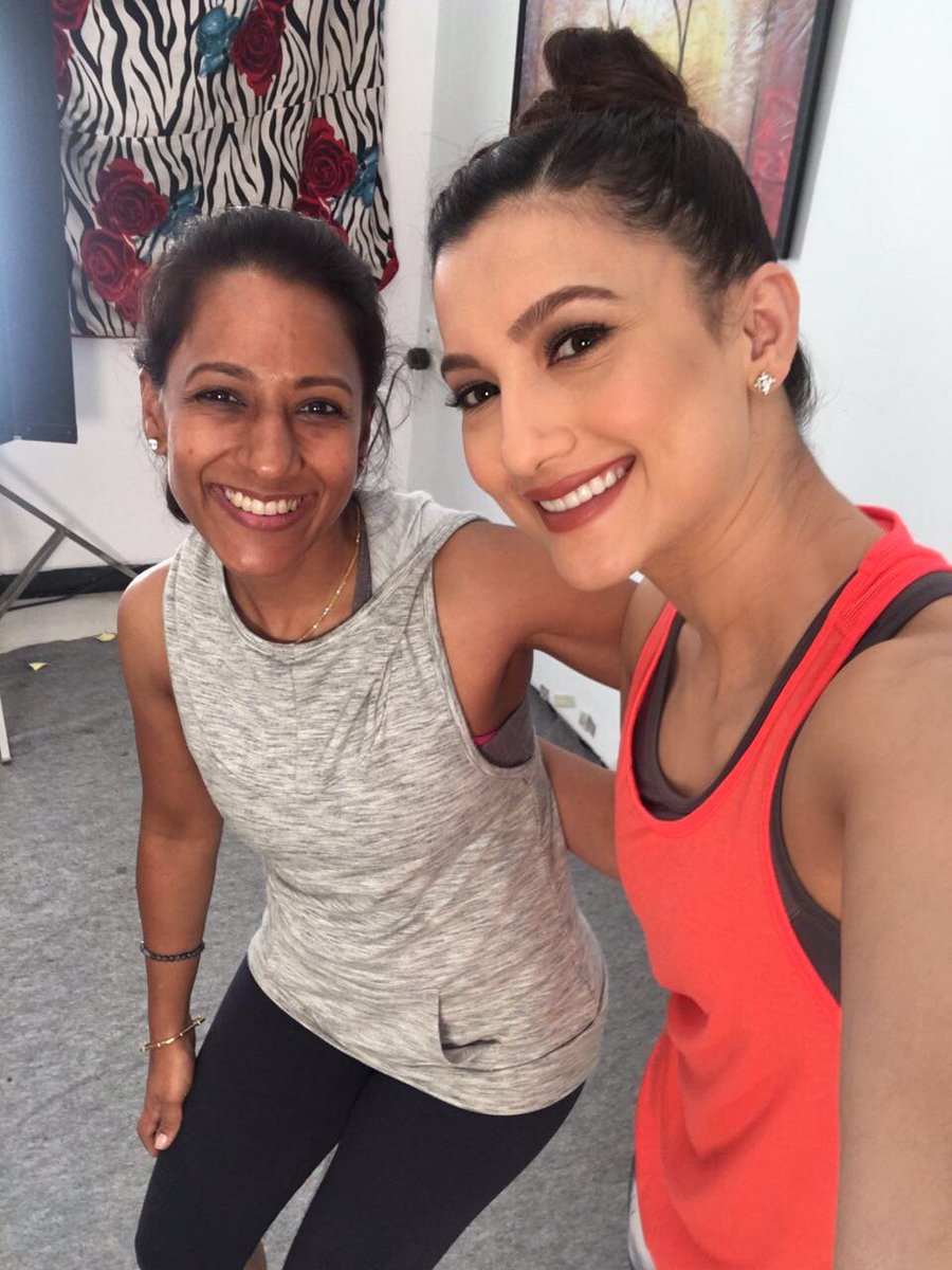 RadhikaKarle's tweet photo. Sneak peek at a fantabulous shoot with the super energetic @GAUAHAR_KHAN!! #shootdiaries #pilates #watchthisspace #gauharkhan https://t.co/J2pHjpc75r