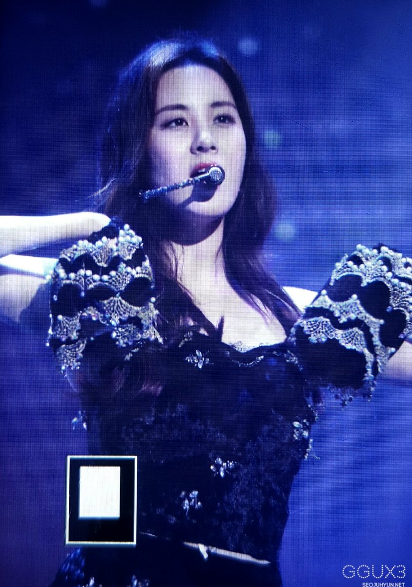 [PIC][25-03-2017]SeoHyun biểu diễn tại "10th Lou Gehrig Hope Concert" vào tối nay C7w236PVwAAjU-a