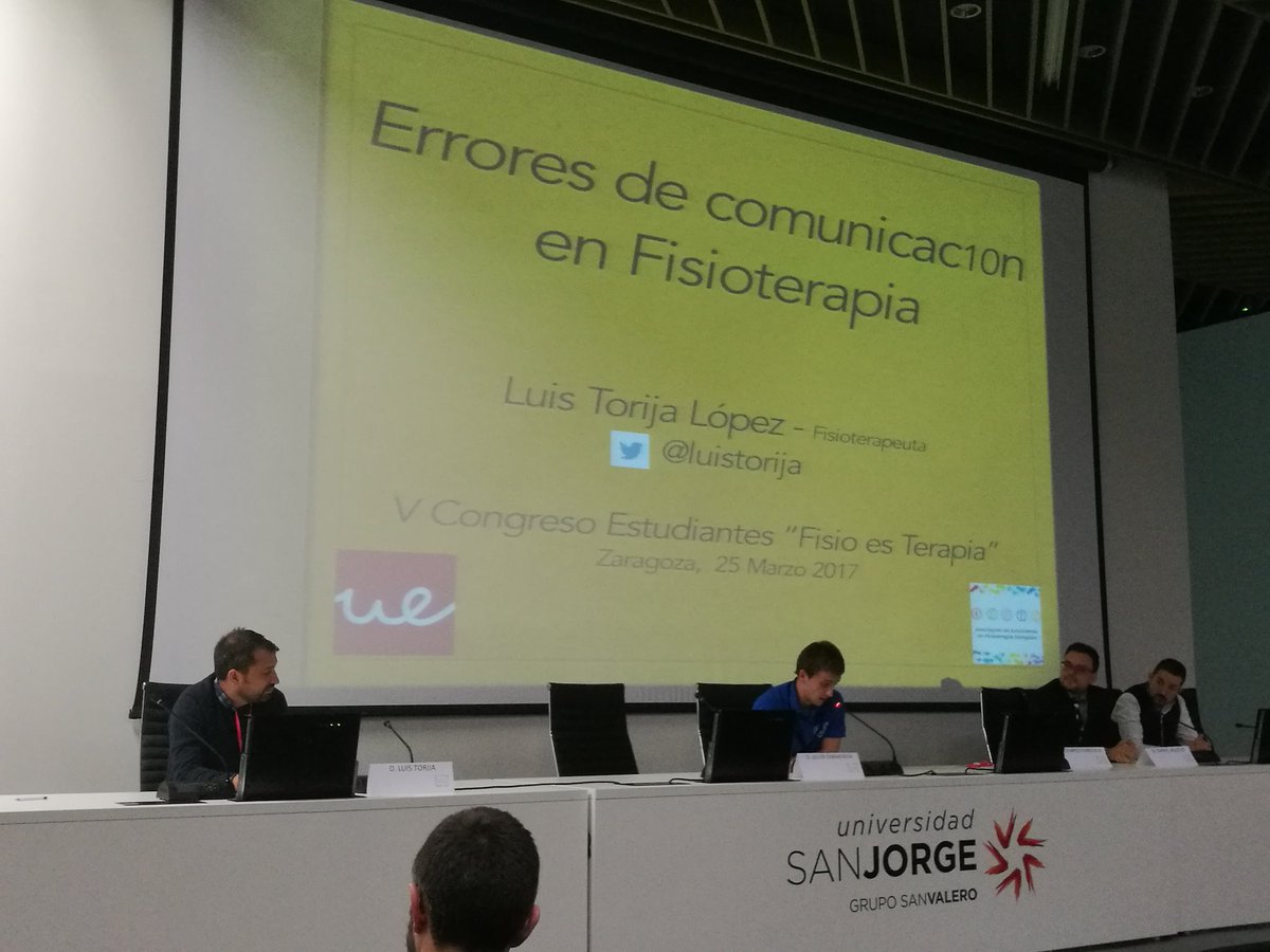 Ultima mesa de estas jornadas Comunicación en Fisioterapia <a href="/luistorija/">Luis Torija López</a> <a href="/ezeyan/">Eduardo Fondevila</a> @Rafa_Aguelo