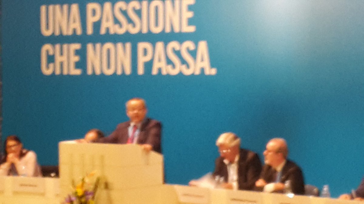 RaffaeleTantone's tweet photo. Bell'Intervento di @carminevaccaro3 a conferenza organizzazione Uil bas con @LoyGuglielmo @ADeoregi @TortorelliVinc @lomiomarco https://t.co/X2Y3Zt1s2f