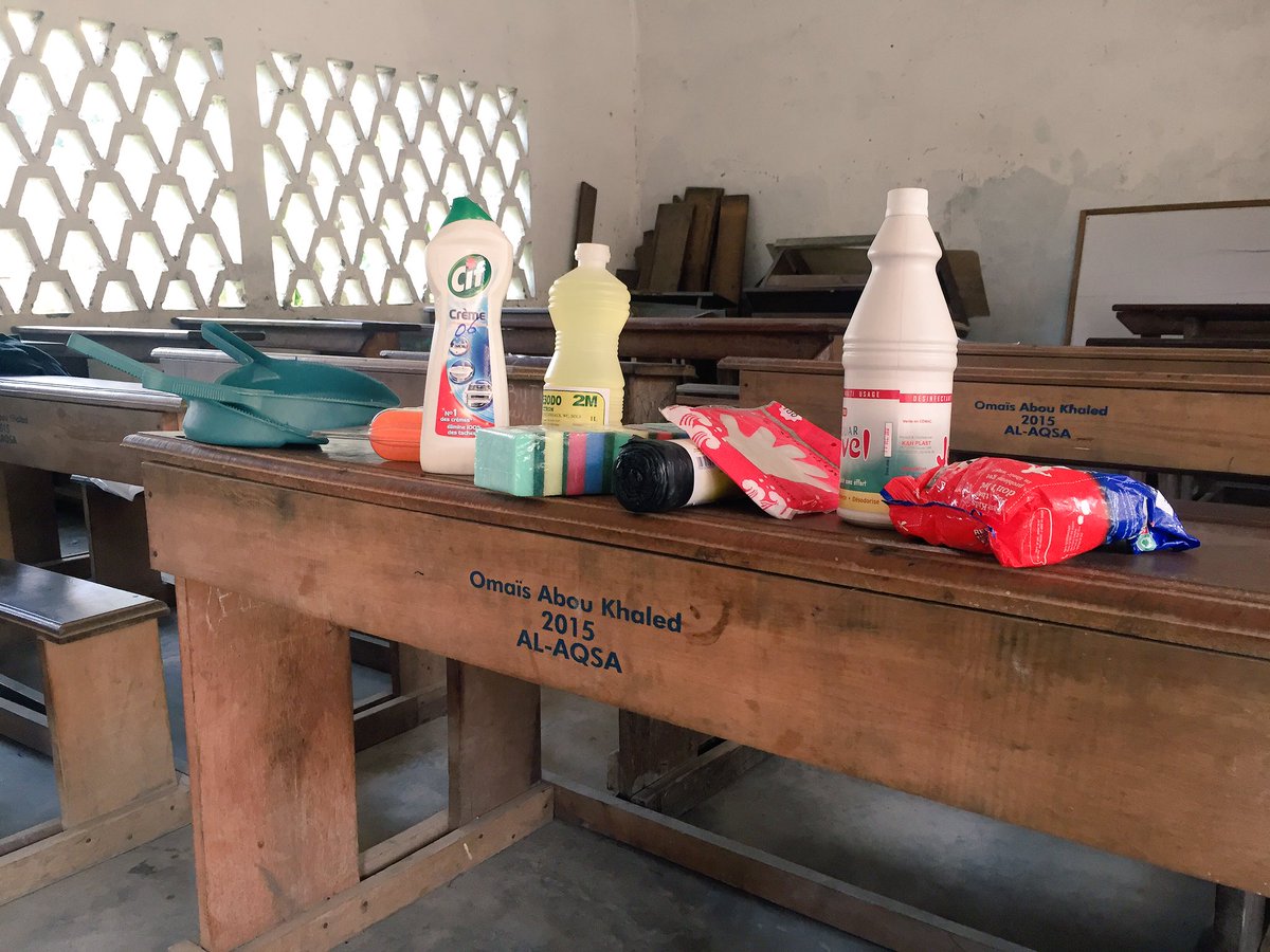 Chantal_Elong's tweet photo. Début des activités avec la team @LIFEcameroun : Préparation du matériel de travail 👍🏾#Cameroun #Africa #Cameroun #Douala #Charity https://t.co/AvkhwgtRW1