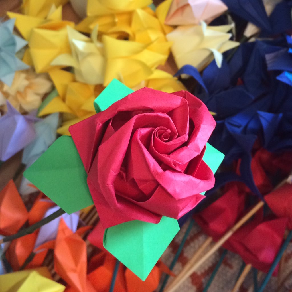 PaperViewFlower's tweet image. that must have been lovely 💕#Origami #GreatToCreate