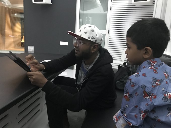 View image on Twitter