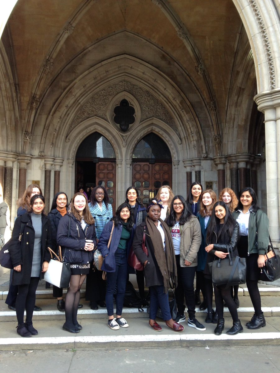 All set for the <a href="/citizenship/">Citizenship Foundation</a> senior @MockTrials competition in #London today! #BMTFinal #smashit #law