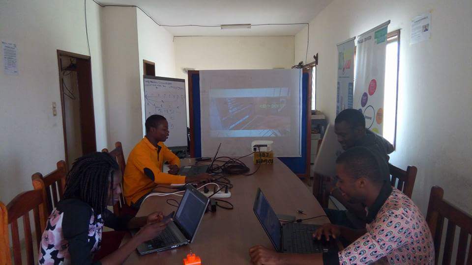 BeninDevelopers's tweet photo. #DevUp #JasperReports #BeninDevelopers #BeninTech https://t.co/q5dFuaQ4uX