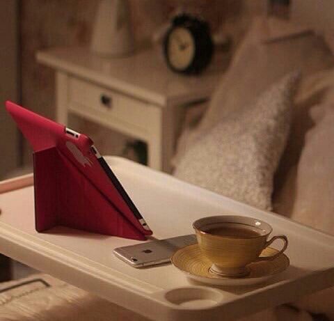 قالوا خبر قلت الخبر اسم مرفوع ••
والمبتدأ محذوف مبني على الضم ••

والفاعل المرفوع غايب وممنوع 
وأنته ضمير مستتر داخل الدم