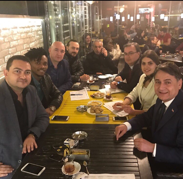 Aysiad derneğimizin 13. Kuruluş yıldönümü için yönetim kurulu başkanı ve üyeleri ile birlikte toplandık.🙋‍♂️