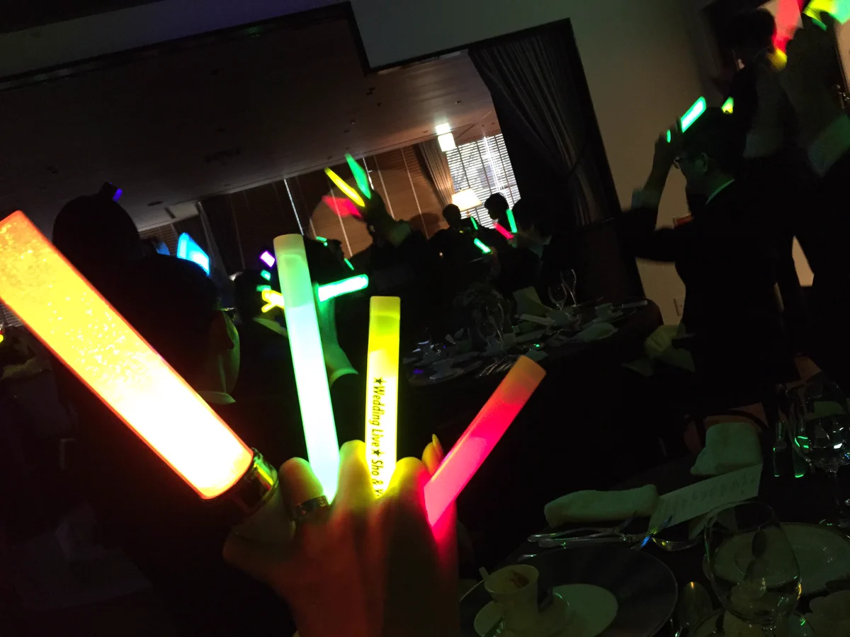 何だこれｗラブライバーの結婚式がライブみたいで楽しそうｗｗｗ