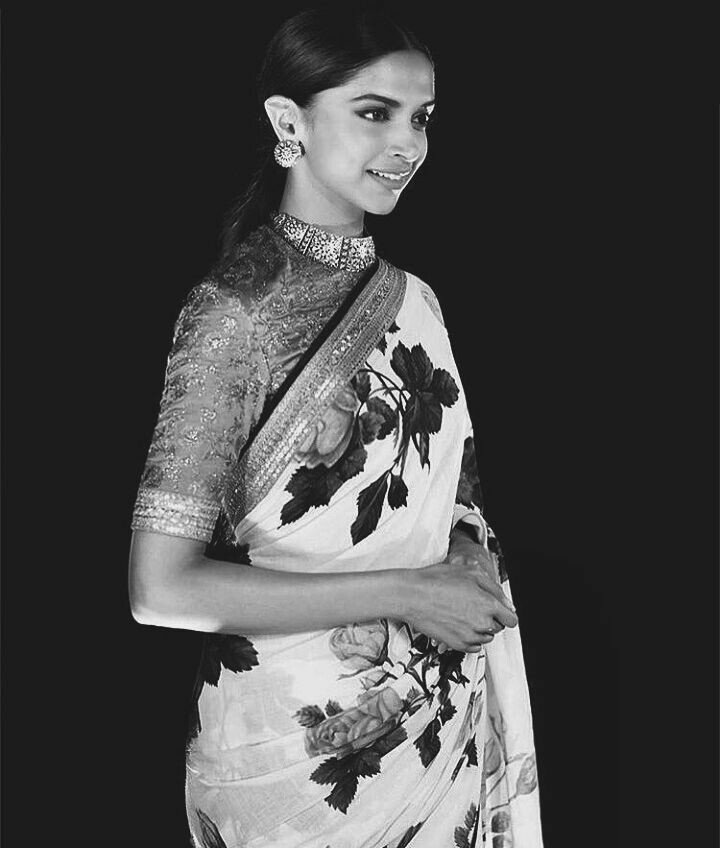 Epitome of perfection 😍✨❤👌 <a href="/deepikapadukone/">Deepika Padukone</a>