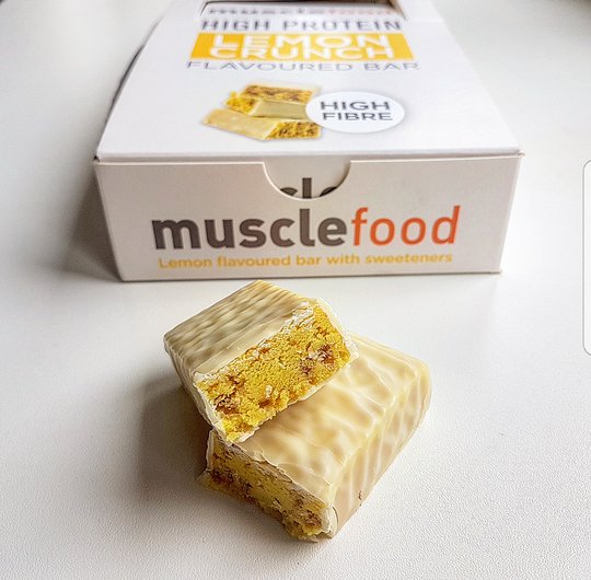 RETWEET FOR YOUR CHANCE TO  WIN a MONTH'S supply of THE TASTIEST protein bars in the country... 100% FREE!!! goo.gl/AMkviU