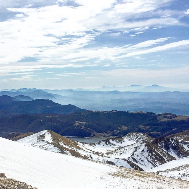 Repost Instagram @graziafum
Il silenzio è il rumore più bello che ci sia
#montagna🗻 #sole #relax #nature #naturelovers #campitellomatese